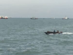 Kapal Mutiara Garlib Samudera Kecelakaan, KSOP Batam Kendalikan Pencemaran Laut di Perairan Dangas