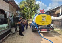 Perkim Bintan Bantu Salurkan Air Bersih 33 Ton