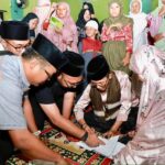 Safari Ramadan di Batuaji, Amsakar Serahkan Bantuan Rp115 Juta untuk Pembangunan Masjid