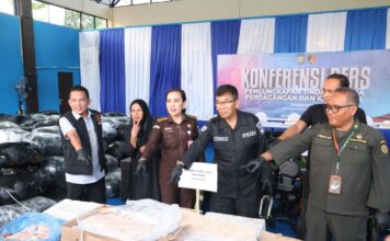 Polda Kepri Tangkap Dua Pelaku, Sita 5.037 Kotak Daging Ilegal dari Singapura