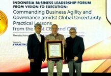 Mohamad Feriadi Soeprapto Raih Penghargaan Indonesia Best CEO 2025