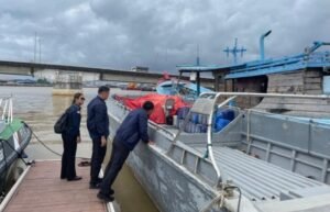 Kapal Pasir Timah yang Diawaki Warga Belakangpadang Disita Mabes Polri
