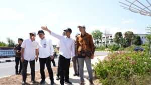 Amsakar Achmad Tinjau Proyek Pembangunan di Batam, Pastikan Semua Berjalan Sesuai Rencana