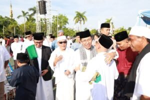 Ribuan Jemaah Padati Dataran Engku Putri, Idulfitri di Batam Penuh Khidmat dan Kebersamaan