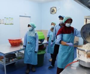 Dari 205 SPPG di Kepri, 104 Punya Sertifikat Standar Kesehatan