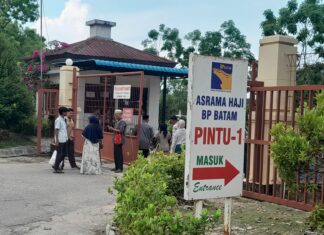 439 JCH Kloter 4 Embarkasi Batam asal Pekanbaru Terbang ke Madinah Via Hang Nadim