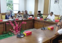 Parkir di Bahu Jalan Picu Risiko Kecelakaan, DPRD Batam Panggil Perusahaan dan Dishub