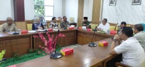Parkir di Bahu Jalan Picu Risiko Kecelakaan, DPRD Batam Panggil Perusahaan dan Dishub