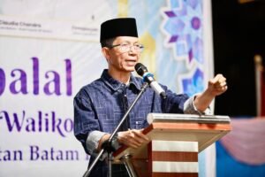 Amsakar-Li Claudia Komitmen dalam Penanganan Pelayanan Air Bersih, Sampah hingga Banjir