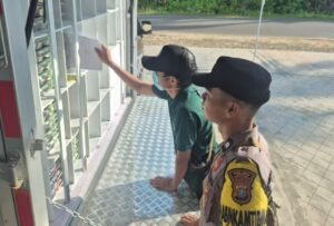 1.554 Porsi MBG di Kecamatan Lingga Dikawal Polsek Daik Lingga sampai ke Penerima Manfaat