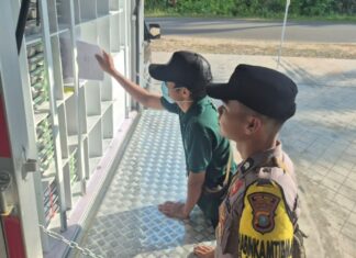 1.554 Porsi MBG di Kecamatan Lingga Dikawal Polsek Daik Lingga sampai ke Penerima Manfaat