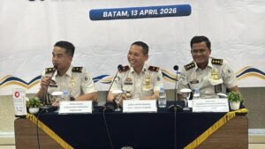 Operasi Wira Waspada: 6 WNA Diamankan, Imigrasi Batam Perketat Pengawasan