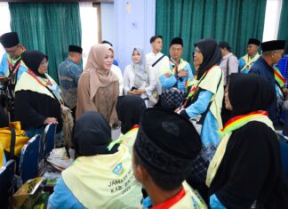 JCH Bintan Berangkat ke Madinah Hari Ini, Pesan Wabup Deby Maryanti agar Jamaah Saling Jaga dan Kompak