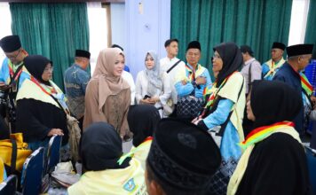 JCH Bintan Berangkat ke Madinah Hari Ini, Pesan Wabup Deby Maryanti agar Jamaah Saling Jaga dan Kompak