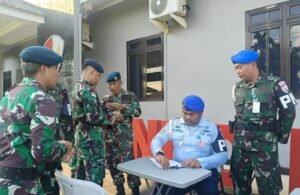 Penegakan Disiplin Kelengkapan Identitas Prajurit, Satpomau Lanud RHF Laksanakan Pemeriksaan