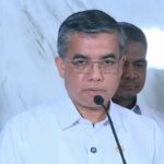 Menaker Yassierli: Ijazah Ditahan, Buruh Bisa Melapor