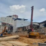 PT Satnusa Persada di Pelita VII Ratakan Warung dan Rumah Warga jadi Parkiran Motor