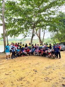 Healing Sehat Ala Batam Folding Bike di Kebun Raya Batam