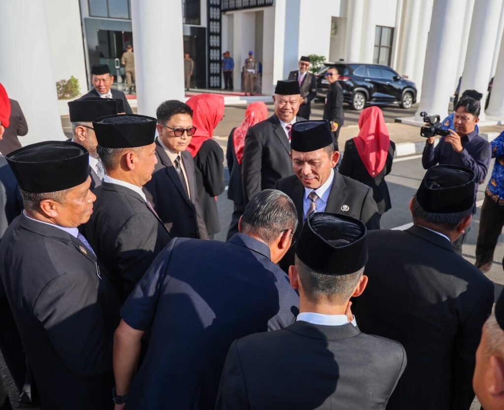 Gubernur Ansar Pimpin Upacara Hari Otonomi Daerah ke-30, Tegaskan Pentingnya Sinergi Pusat dan Daerah