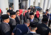 Gubernur Ansar Pimpin Upacara Hari Otonomi Daerah ke-30, Tegaskan Pentingnya Sinergi Pusat dan Daerah