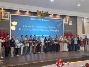 Pegadaian Dukung UMKM Minang Bangkit, Salurkan Bantuan dan Berikan Literasi Financial Coaching di Sumatera Barat