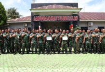 Komandan Lanud RHF Lepas Dua Personel yang Jalani Mutasi