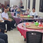 Bupati Roby Pimpin Rapat Perkembangan Pendataan Ulang Bangunan Masyarakat dan TNI AL di Tanjung Uban