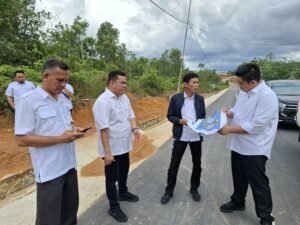 Roby Tinjau Infrastruktur Peningkatan Struktur Jalan Sinjang di Toapaya