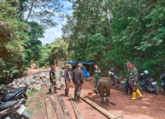 Dandim 0315/Tanjungpinang Terus Pastikan Pembangunan Jembatan Armco di Toapaya Selatan