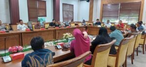 DPRD Batam Fasilitasi Sengketa Lahan Warga Dapur 12 dengan PT Starindo