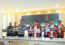 Praktik Judol di Rumah Mewah Dibongkar, Polisi Menyita 1 M Uang Tunai