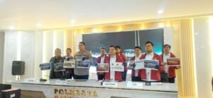 Praktik Judol di Rumah Mewah Dibongkar, Polisi Menyita 1 M Uang Tunai