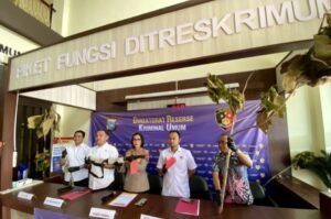 Ngaku Stres Ditinggal Istri dan Anak, Pria Tebang Ratusan Pohon di Sepanjang Jalan di Batam Kota