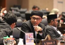 Sekretaris Komisi II DPRD Kepri Minta Pemerintah Sediakan Angkutan Ikan di Jemaja – Nelayan Anambas Mengeluh Tak Bisa Kirim Ikan