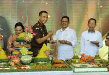 Pimpinan DPRD Ucapkan Selamat Ulang Tahun untuk Kajari Batam