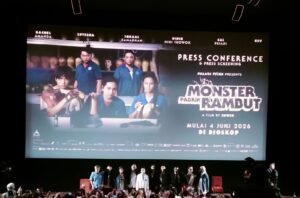 Edwin Hadirkan Horor Retro “Monster Pabrik Rambut”, Kritik Pedas Hustle Culture Mulai Tayang 4 Juni