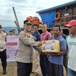 Merajut Kepedulian di HUT Bhayangkara ke-80, Polsek Daik Lingga Beri Paket Sembako