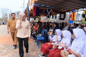 Wabup Bintan Deby Maryanti Harapkan Aplikasi Si-Pintar, Permudah Orang Tua Daftarkan Anak Masuk Sekolah