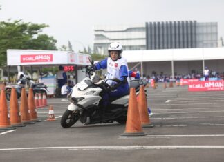 Perempuan Pengendara Motor Wajib Tahu, Ini 5 Tips Aman di Jalan