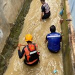 Ibas Bocah 2 Tahun di Batam Terseret Arus Deras Gorong-gorong Depan Rumah