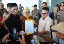 Aliansi Nelayan Unjuk Rasa di DPRD Kepri – Minta Pencabutan Izin dan Penghentian Aktivitas Tambang Pasir Laut