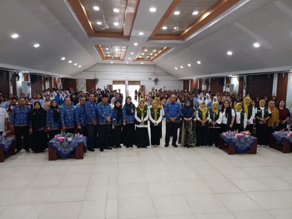 BKOW Kepri Goes to School, Nenny Nyanyang Ajak Pelajar Jauhi Narkoba dan Bullying