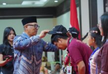 Wagub Nyanyang Lepas Kontingen Pesparawi Kepri ke Ajang Nasional di Manokwari