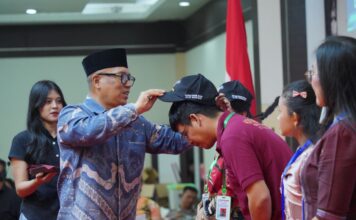 Wagub Nyanyang Lepas Kontingen Pesparawi Kepri ke Ajang Nasional di Manokwari