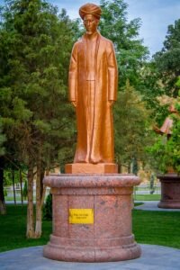 Raja Ali Haji di Taman Magtymgyly Pyragy, di Antara Pahlawan Literatur, Penyair dan Pemikir Dunia