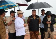 Menembus Hujan Demi Sekolah Rakyat, Wagub Nyanyang Pastikan Persiapan Berjalan Cepat