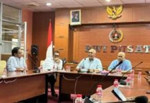 PWI Pusat Minta Hotman Paris Minta Maaf ke Wartawan, Tegaskan Martabat Pers Harus Dihormati