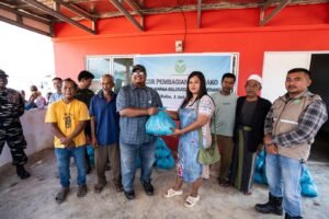 PT Batamraya Sukses Perkasa Salurkan 150 Paket Sembako untuk Warga Relokasi Pulau Ngenang