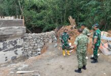 Dandim 0315/TPI Tinjau Progres Pembangunan Jembatan Beton Garuda di Bintan
