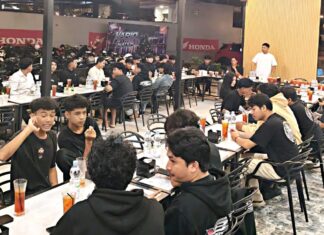 Vario Street Nation Satukan 55 Bikers Honda Vario Lewat Riding Malam di Batam